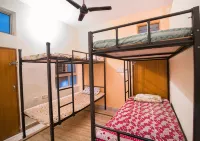 Nanus Hostel Hotel a 