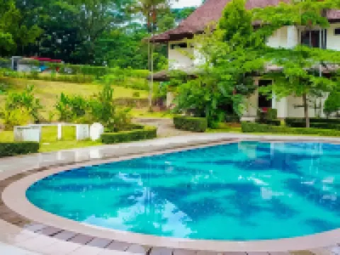 Villa Greenhill Sibolangit Chaster Hotel di Sikeben