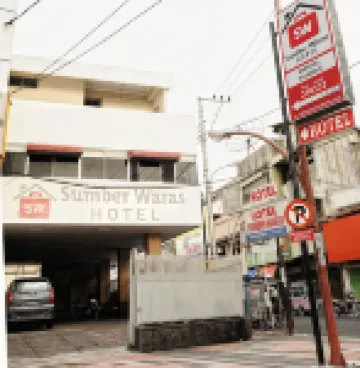 Hotel Sumber Waras