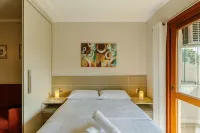 Units in Building With Swimming Pool in Gramado - MDC - Condos