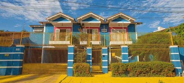 Happiness House Hospedagem Отели в г. Куяба