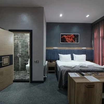 Home Suites Baku-Halal Hotel Hotel berhampiran Dataran Bendera