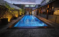 Grand Tembaga Hotel - parking