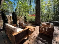 Cozy Mountain Home with Hot Tub and Wifi in Rhododendron - 4-Star