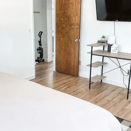 Walking distance to restaurants! Come enjoy our 3-bed cabin in Pine! Отели в г. Пайн