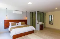 Luxury Villa 8 Bedrooms Private Compound with Pool