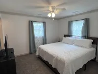 Tranquil 3-bedroom house in Lenoir City.