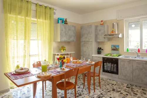 Anna e Augusto B&B  Embrace the world 4-minute walk from the Old TownAuthentic local experience - Homestays