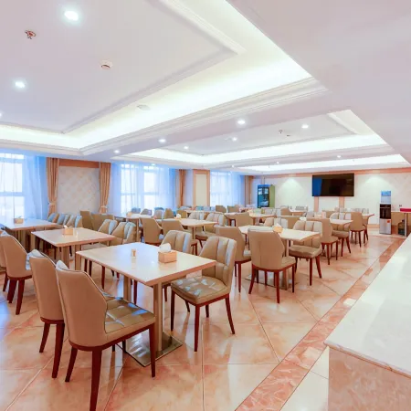 Vienna Hotel (Baoding Zhili Governor's Office Chengming Building)