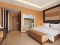 Lunara Home Living by Daphna Management (formerly Aveon Express Yogyakarta) Hotels in Umbulharjo