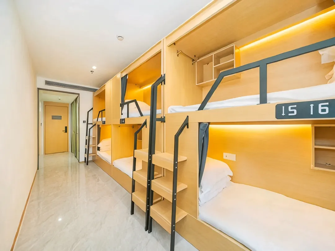 Little Train Youth Hostel - Kaohsiung