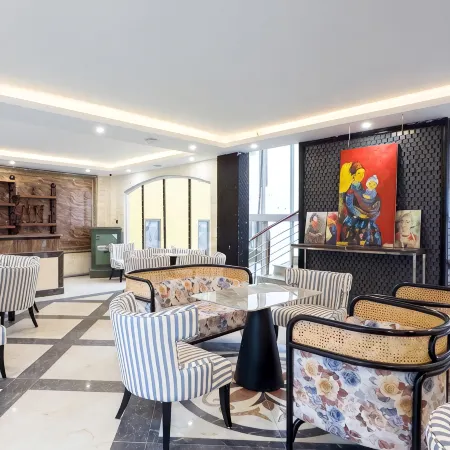 A25 Premium Hotel - 29 Thac Bac