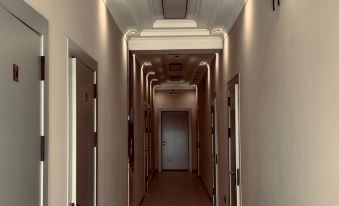 TOI AT-BASHY HOTEl