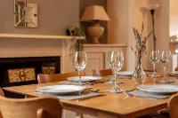 Cosy Reading Home - Superfast WiFi, Private Garden
