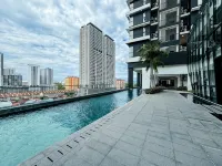 Designer Suites George Town + LG Water Purifier【City View】 - Infinity Pools