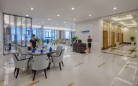 Vinpearl Beachfront Nha Trang - parking