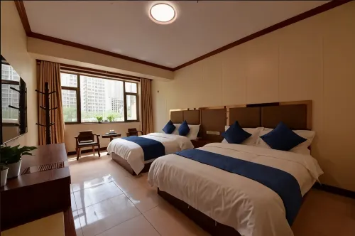 速潔中国式旅館（小西湖地下鉄駅黃河母親雕塑像）