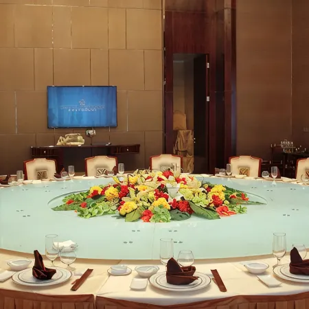 Liankang Wealth International Hotel