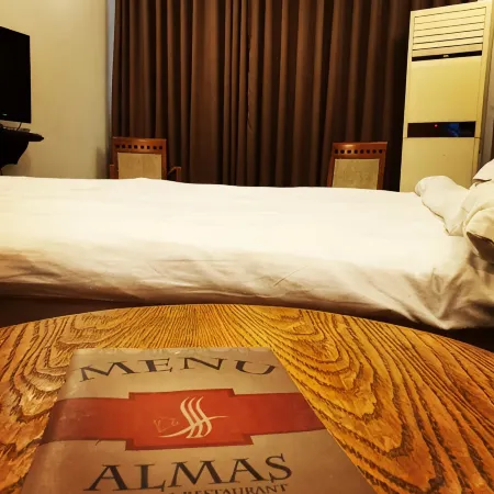 AL MAS HOTEL