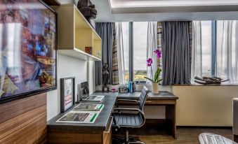 Livin' Serviced Apartments