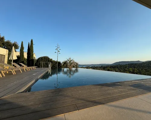 Villa sea view in Pinarello - near Porto-Vecchio Hotels in Zonza