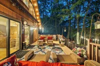 Lakehouse w/ Kayaks, MiniGolf, Sauna, HotTub, Swings and playground for Kids! - Alppimaja