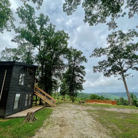 "Black Hawk" - Overlook Cabin in RRG