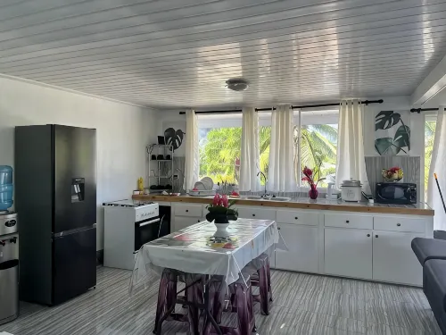 DEANE HOUSE Large, fully-equipped studio located in the city center. - Wifi
