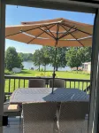 Waterfront Home Newly Renovated Beautiful Lake Views / Deck with 2 kayaks