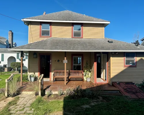 Cozy Lake House on Oneida with Waterfront Access Hotels in Cicero