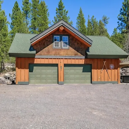 Gorgeous Log Cabin with Hot Tub & Theater near Snowmobile & SXS Trails & Lakes!
