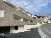 New superb 90 m2 seafront apartment on the Côte Bleue