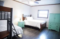 Sandstone Point Vacation Cabin - McConnelsville