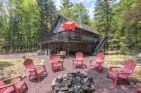 Chalet Lake Harmony Hot Tub Fireplace Pool Table Private Beach Walkable to Lake - Hytter