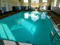 Microtel Inn & Suites by Wyndham London - Pool