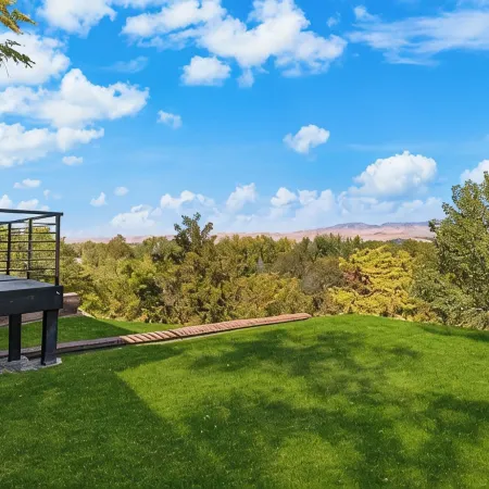 Luxury Hgtv "Boise Boys" View House. Sleeps 10. Hot Tub, Sauna, Scenic Views