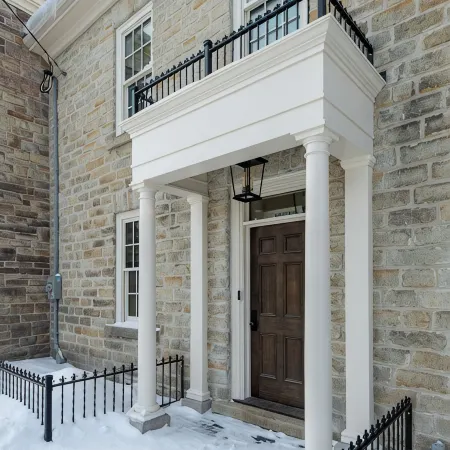 Restored stonehouse in the heart of Perth. Отели в г. Перт