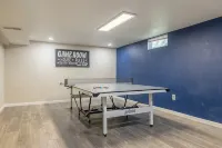 Spacious 4-bedroom house in charming Yakima with AC, WiFi