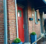 Beautiful Decorated Apartment located in the heart of Downtown Bardstown, KY