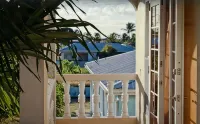 Relaxing, Amazing beach, pool, Cheap cars, quiet area, surfers paradise 3 - 2-Star