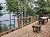 Morning Glory on the Lake: Escape to Serenity - Homestays