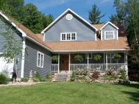 Privacy yet close to downtown Saratoga - Homestays