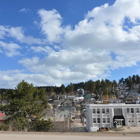 Modern Condo only Minutes from Deadwood & Sturgis!