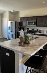 Suburban Retreat with Cozy Comforts - 4 étoiles