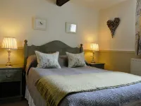 The Castle Arms Inn