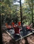 4 Bedroom Basye, VA with Nearby Skiing, Lake & Mountain Biking. Fully Equipped
