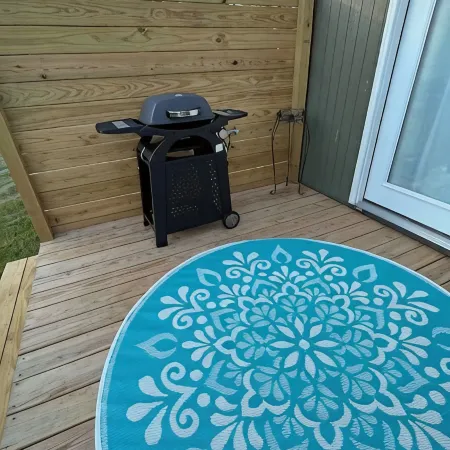 Star glazing Tiny house off grid peaceful Stone Mountain State Park and Fire pit