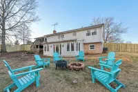 Luxury Home. Hot-tub, close to IAD & Hylton PAC. - 4-Sterne