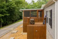 Cheerful 4 bedroom cottage on Kentucky lake - 3성급