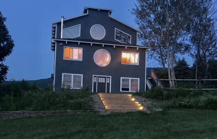 Modern Copake Falls Getaway
